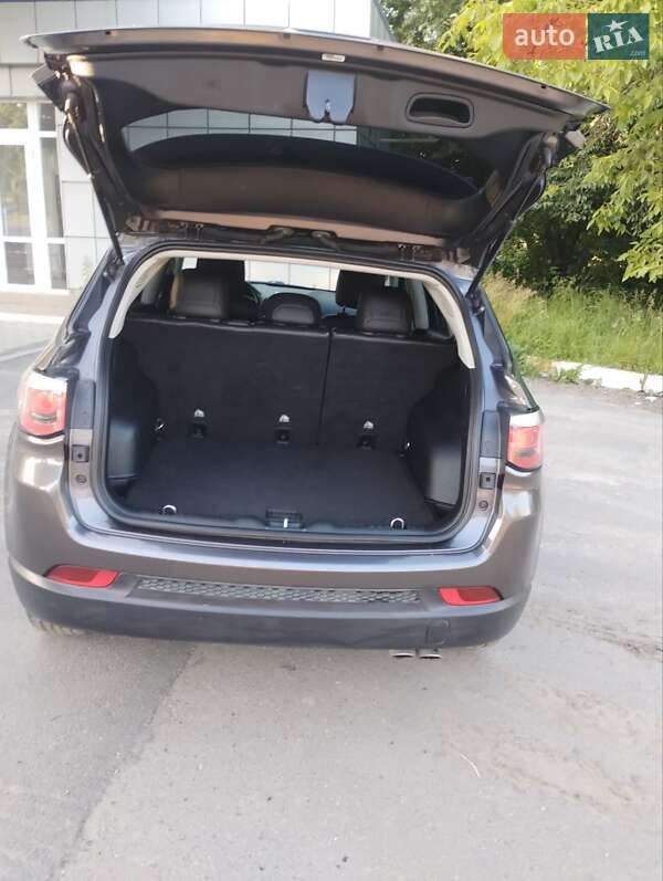 Внедорожник / Кроссовер Jeep Compass 2019 в Дубно