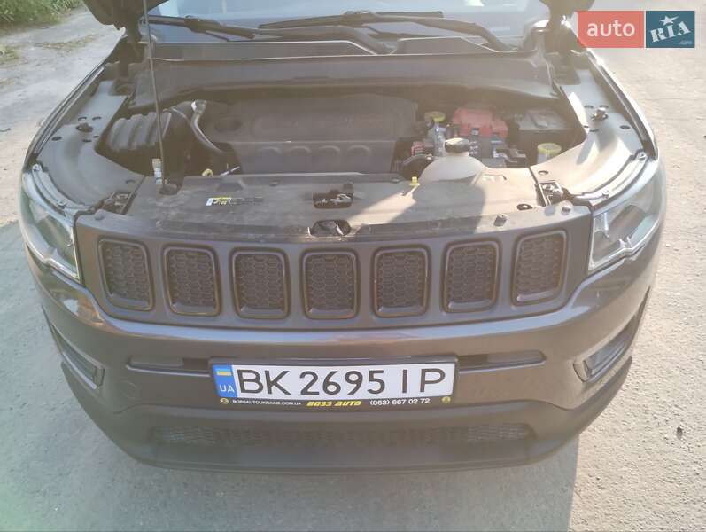 Внедорожник / Кроссовер Jeep Compass 2019 в Дубно