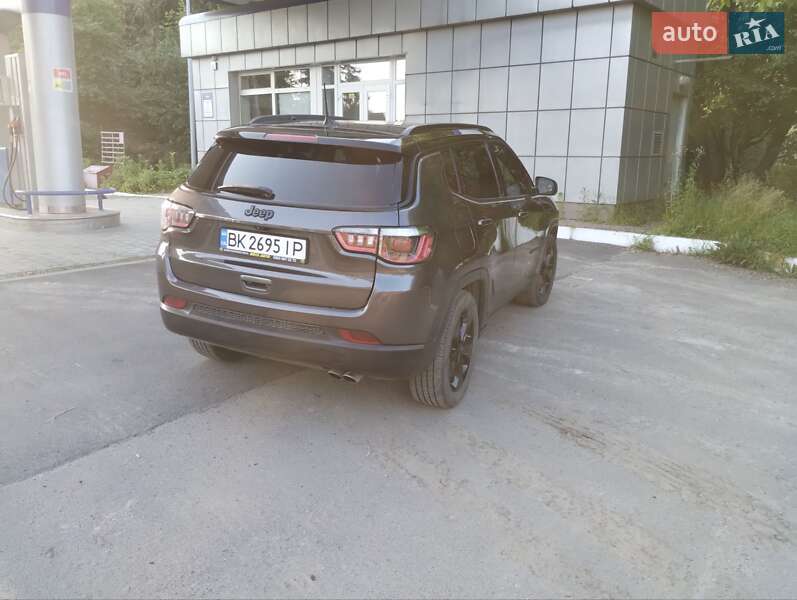 Внедорожник / Кроссовер Jeep Compass 2019 в Дубно