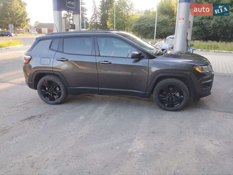 Внедорожник / Кроссовер Jeep Compass 2019 в Дубно