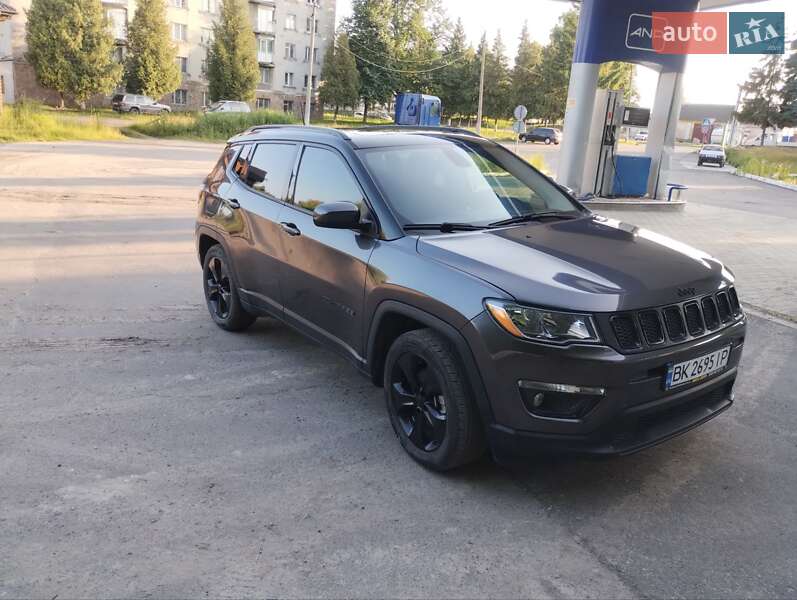 Внедорожник / Кроссовер Jeep Compass 2019 в Дубно