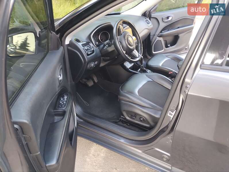 Внедорожник / Кроссовер Jeep Compass 2019 в Дубно