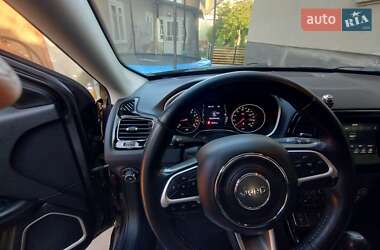 Внедорожник / Кроссовер Jeep Compass 2019 в 