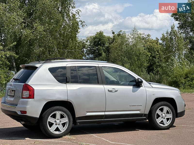 Внедорожник / Кроссовер Jeep Compass 2011 в Киеве