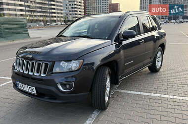 Внедорожник / Кроссовер Jeep Compass 2014 в Киеве