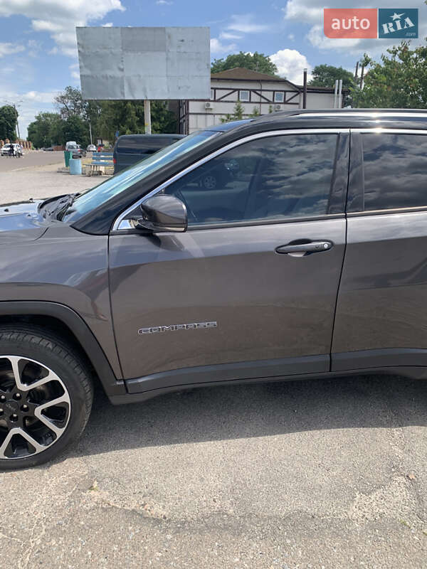 Внедорожник / Кроссовер Jeep Compass 2017 в Березане
