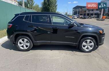 Внедорожник / Кроссовер Jeep Compass 2020 в 