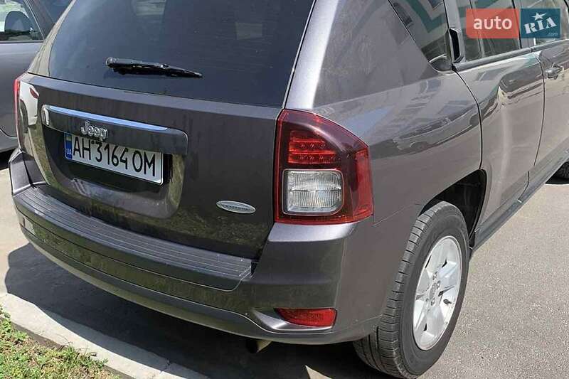 Внедорожник / Кроссовер Jeep Compass 2016 в Черкассах