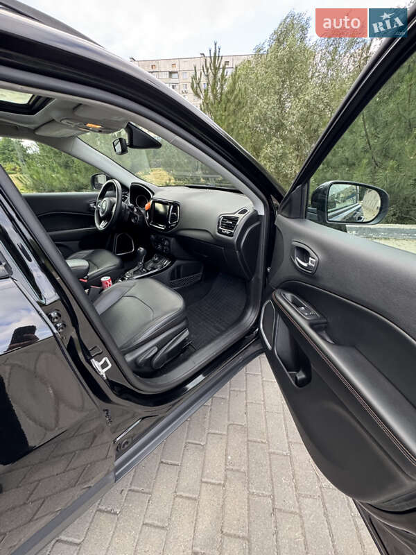 Внедорожник / Кроссовер Jeep Compass 2019 в Харькове