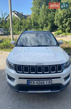 Внедорожник / Кроссовер Jeep Compass 2017 в Хмельницком