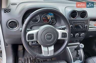 Внедорожник / Кроссовер Jeep Compass 2016 в 