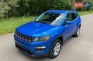 Внедорожник / Кроссовер Jeep Compass 2018 в 