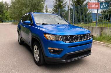 Внедорожник / Кроссовер Jeep Compass 2018 в 