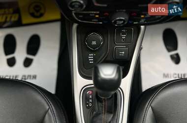 Внедорожник / Кроссовер Jeep Compass 2019 в 