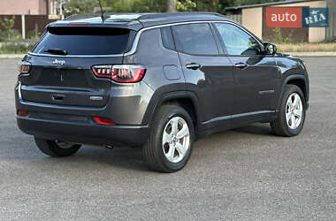 Внедорожник / Кроссовер Jeep Compass 2019 в 