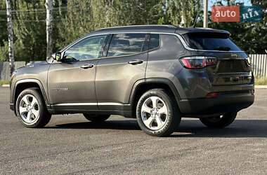 Внедорожник / Кроссовер Jeep Compass 2019 в 
