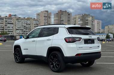 Внедорожник / Кроссовер Jeep Compass 2022 в 