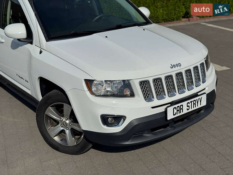 Внедорожник / Кроссовер Jeep Compass 2015 в Стрые