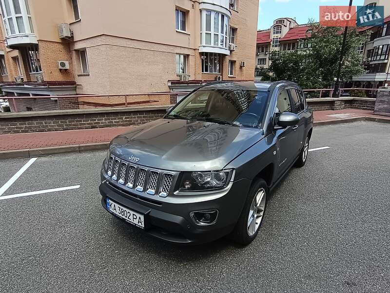 Внедорожник / Кроссовер Jeep Compass 2013 в Киеве фото 3 Внедорожник / Кроссовер Jeep Compass 2013 в Киеве
