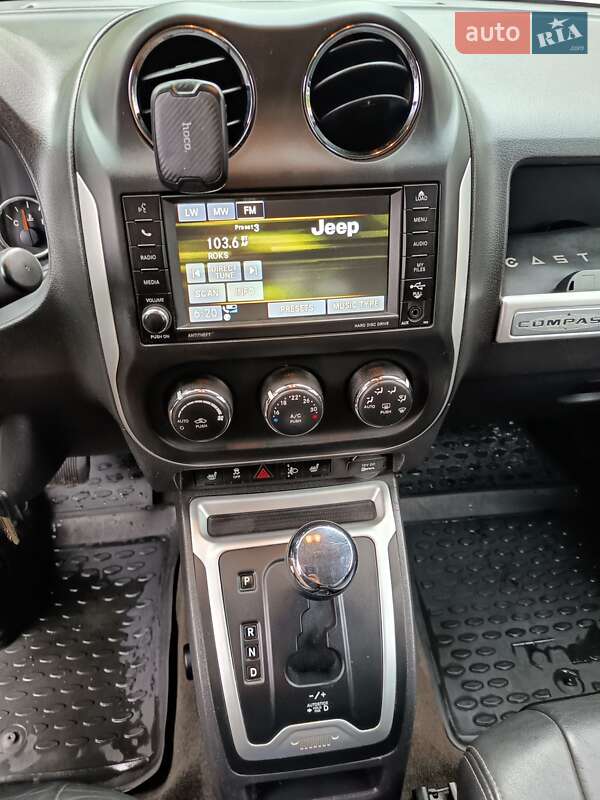 Внедорожник / Кроссовер Jeep Compass 2013 в Киеве фото 23 Внедорожник / Кроссовер Jeep Compass 2013 в Киеве