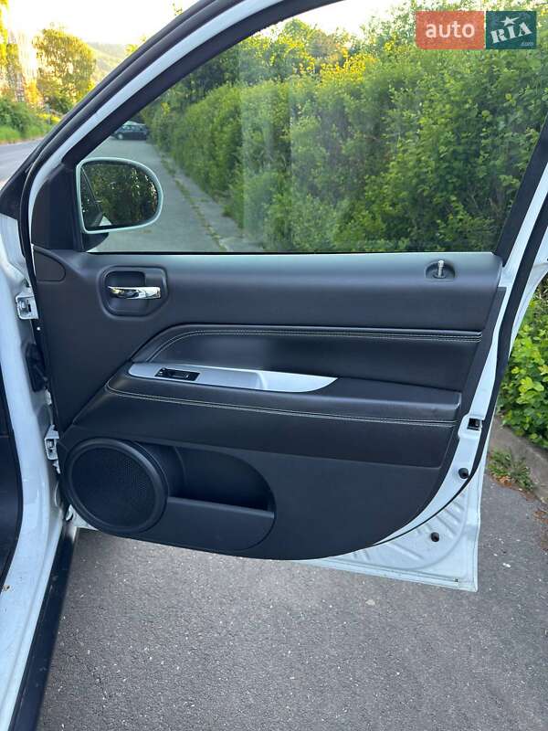 Позашляховик / Кросовер Jeep Compass 2016 в Житомирі фото 7 Позашляховик / Кросовер Jeep Compass 2016 в Житомирі