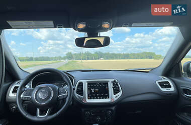 Внедорожник / Кроссовер Jeep Compass 2021 в 