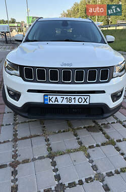 Внедорожник / Кроссовер Jeep Compass 2019 в 