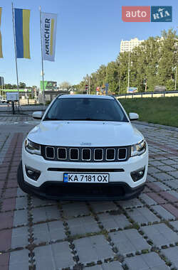 Внедорожник / Кроссовер Jeep Compass 2019 в 