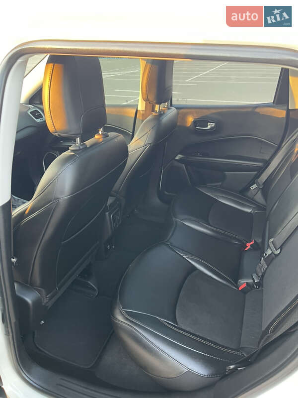 Внедорожник / Кроссовер Jeep Compass 2020 в Сумах