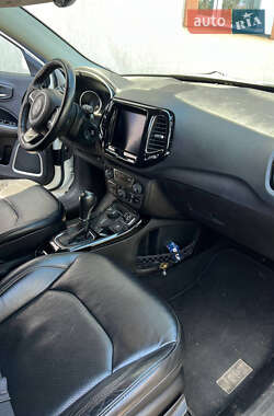 Внедорожник / Кроссовер Jeep Compass 2017 в Дубно