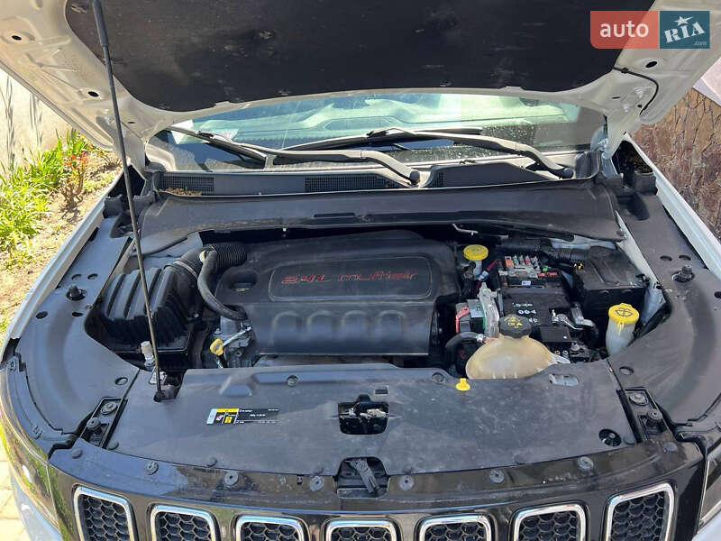 Позашляховик / Кросовер Jeep Compass 2017 в Дубні