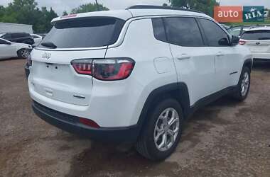 Внедорожник / Кроссовер Jeep Compass 2021 в 