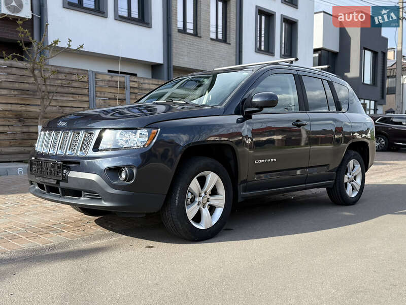 Внедорожник / Кроссовер Jeep Compass 2014 в Киеве