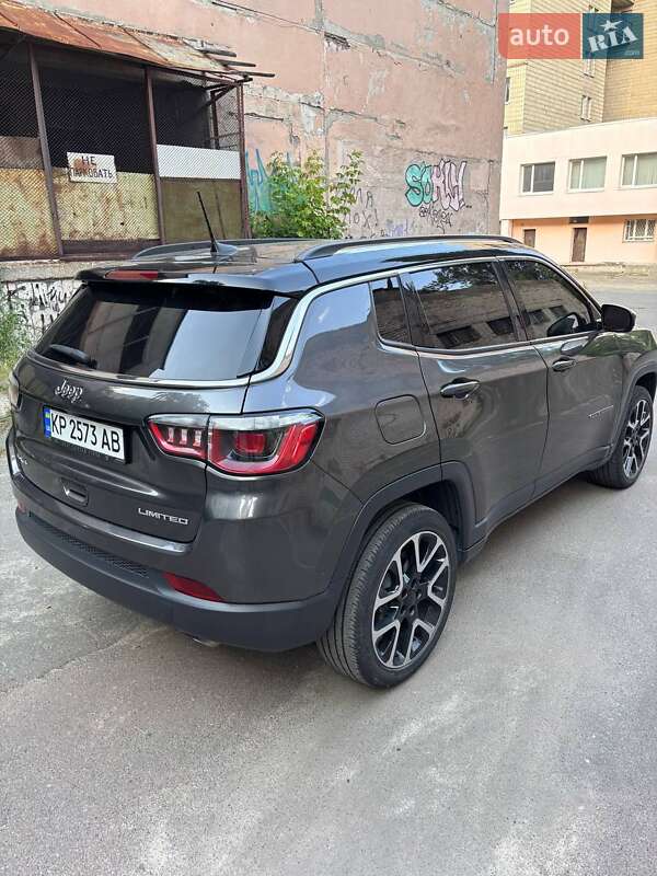 Внедорожник / Кроссовер Jeep Compass 2019 в Киеве