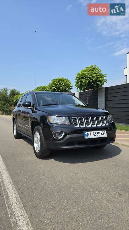Внедорожник / Кроссовер Jeep Compass 2015 в Киеве