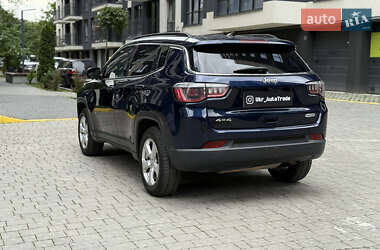 Внедорожник / Кроссовер Jeep Compass 2017 в 