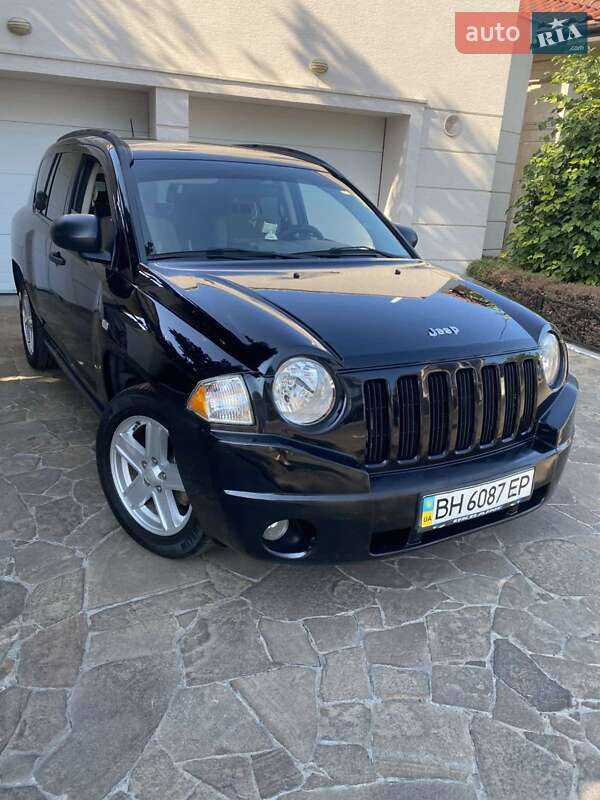 Внедорожник / Кроссовер Jeep Compass 2007 в 