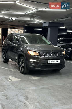 Внедорожник / Кроссовер Jeep Compass 2017 в 