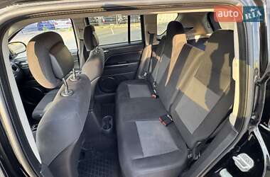 Внедорожник / Кроссовер Jeep Compass 2013 в 