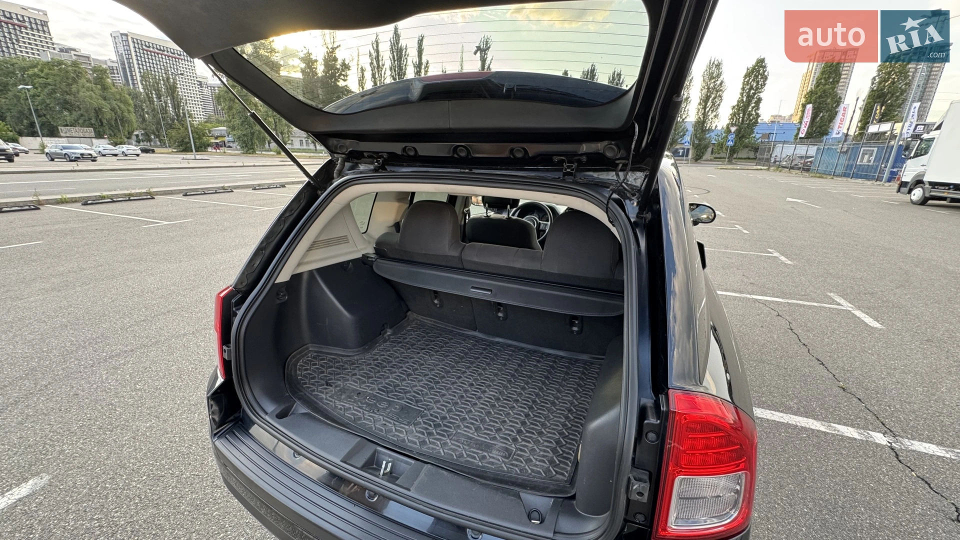 2013 Jeep Compass - мініатюра 26