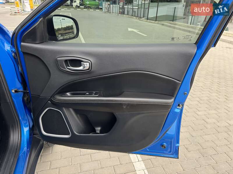 Внедорожник / Кроссовер Jeep Compass 2020 в Ровно