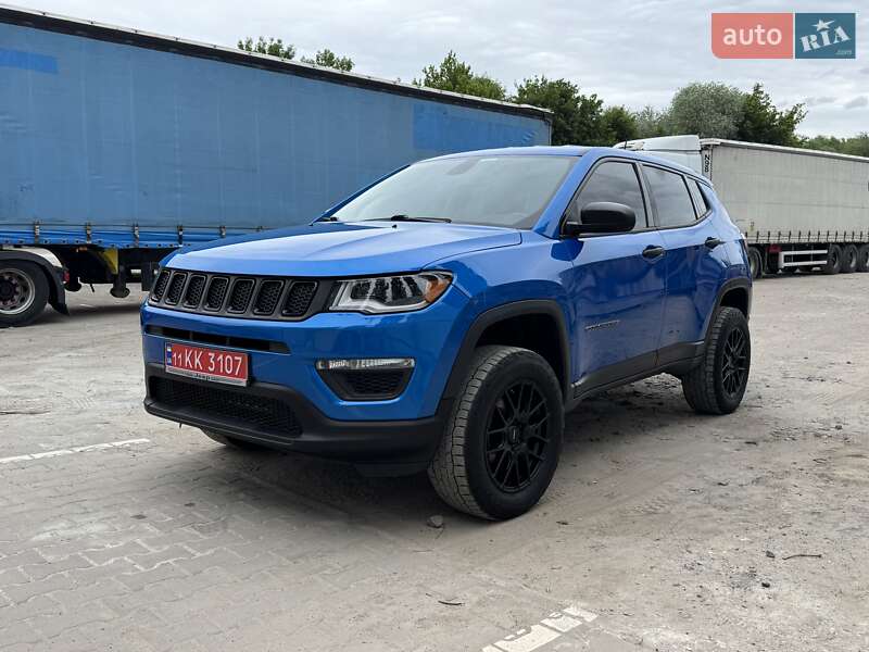 Внедорожник / Кроссовер Jeep Compass 2020 в Ровно