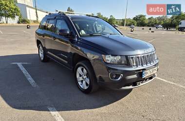 Внедорожник / Кроссовер Jeep Compass 2014 в 