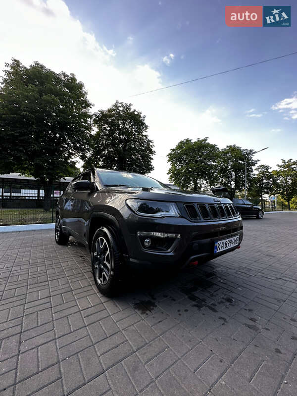 Внедорожник / Кроссовер Jeep Compass 2020 в Киеве