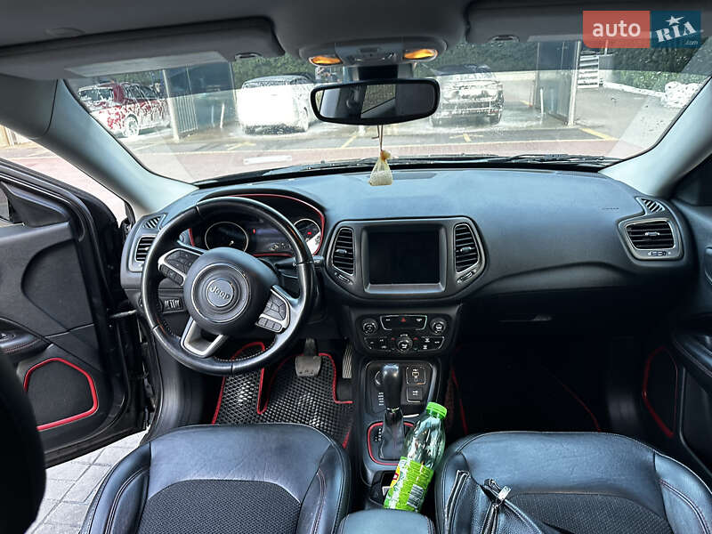 Внедорожник / Кроссовер Jeep Compass 2020 в Киеве