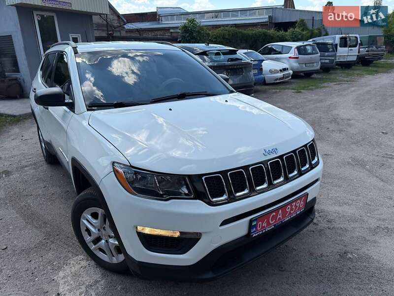 Внедорожник / Кроссовер Jeep Compass 2017 в Каменском