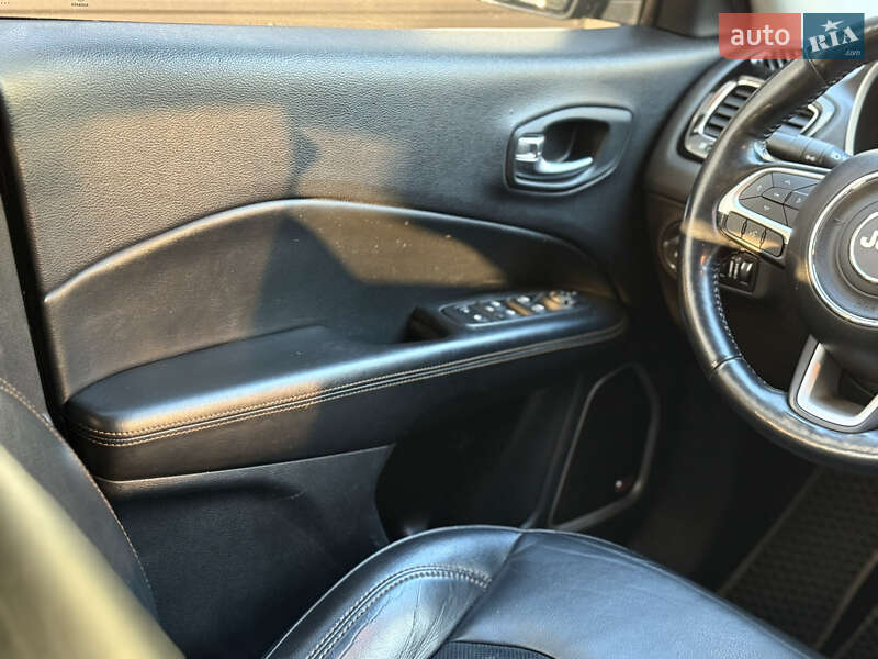 Внедорожник / Кроссовер Jeep Compass 2018 в Белой Церкви