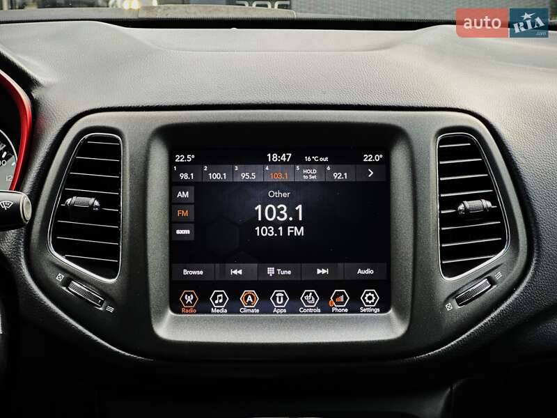 Внедорожник / Кроссовер Jeep Compass 2020 в Киеве