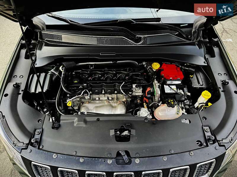 Внедорожник / Кроссовер Jeep Compass 2020 в Киеве