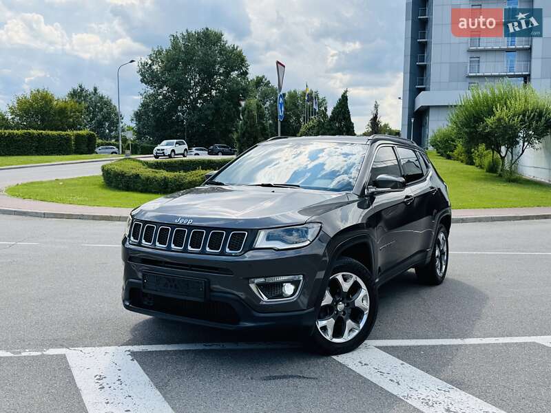 Внедорожник / Кроссовер Jeep Compass 2019 в Киеве
